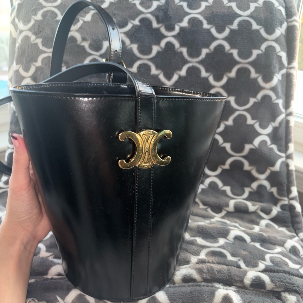 Celine Bucket Triomphe - Picture 7 of 16